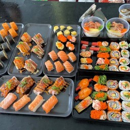 ซูชิฮานะ (โลตัสตาก)