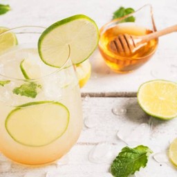 น้ำผึ้งมะนาวโซดาเย็น