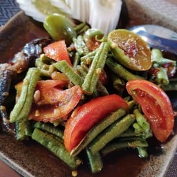 ส้มตำถั่วปูปลาร้า