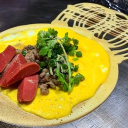 ไข่ + ไส้กรอก + หมูสับ ( คลาสสิก)