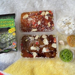 เซ็ตแซลมอนดอง+กุ้งดอง+ข้าวญี่ปุ่น+สาหร่ายเกาหลี+ยำสาหร่าย