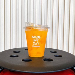 orange juice (น้ำส้มสด แท้ 100% ไม่ผสมไซรัป)