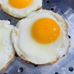 Mhan-หมานกะเพราพริกแห้ง หาดวอนนภา ชลบุรี