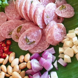 แหนมสด (ทรงเครื่อง)