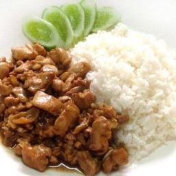 ข้าวไก่กระเทียม  (ชิ้น)