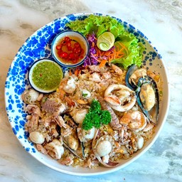ข้าวผัดรวมเจ้าสมุทรใหญ่