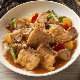 ราดหน้าเนื้อปลากะพง