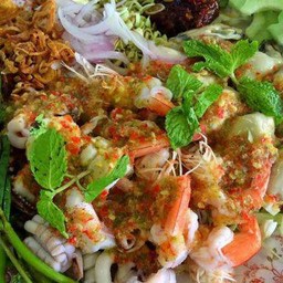 ยำสามทัพ