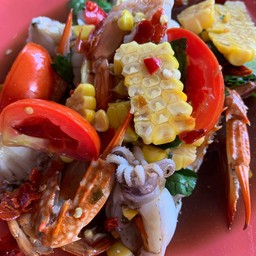 ยำรวมมิตรทะเลน้ำปลาร้า