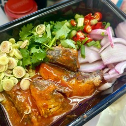 ยำปลากระป๋อง