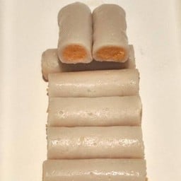 ปลาม้วนสอดไส้ไข่เค็ม