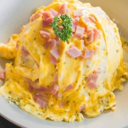 ข้าวไข่ข้นแฮม