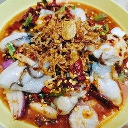 ยำหอยนางรมพริกเผาหอมเจียว