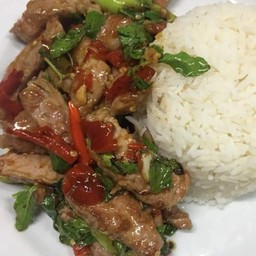 ข้าวกะเพรา (สันคอหมู นุ่ม)