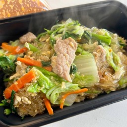 สุกี้แห้ง