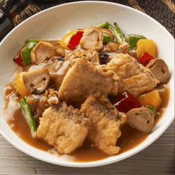 ราดหน้าเนื้อปลากะพง