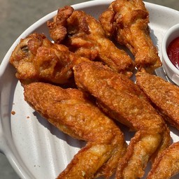 ไก่ทอดน้ำปลา (ไก่จำนวน 6 ชิ้น)