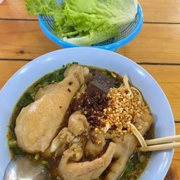 เจ้ติ๋มเตี๋ยวไก่มะระบุฟเฟต์ เจ้ติ๋มเตี๋ยวไก่มะระบุฟเฟต์