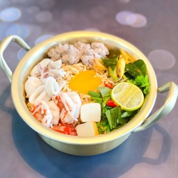 มาม่าต้มยำทะเลน้ำข้น