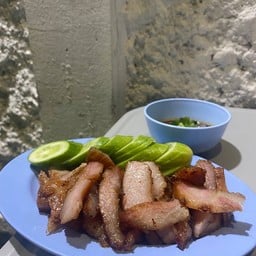 คอหมูย่าง (ใช้เตาถ่านย่างรอหน่อยนะคะ)