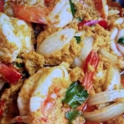 ข้าวผงกระหรี่กุ้ง