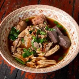 ก๋วยเตี๋ยวไก่ - แห้ง