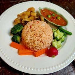 ข้าวน้ำพริกปลาสลิด