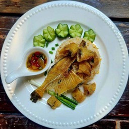 ข้าวผัดปลาสลิด