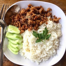 ข้าวหมูสับทอดกระเทียม