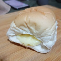 ขนมปังก้อนปิ้ง ไส้มายองเนส