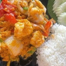 ข้าวผัดผงกะหรี่ (ซีฟู๊ด)