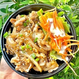 345 Kitchen กะเพราพริกแห้งรสเด็ด By Happy Meal