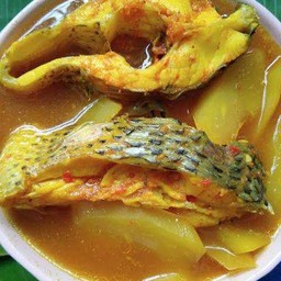 แกงส้มใต้ แกงเหลืองปลานิลมะละกอ