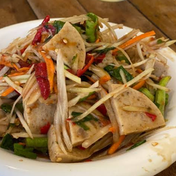 ตำไก่ยอ