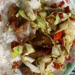 กล่ำปีหมูกรอบ