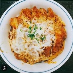 ข้าวหน้าไก่คัตสึด้ง