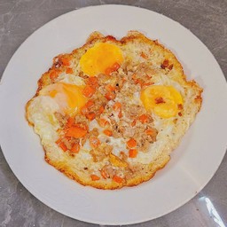 ข้าวไข่ดาวทรงเครื่อง