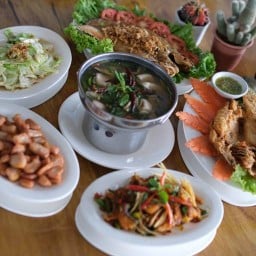 เพ็ญริมคลองอาหารตามสั่ง