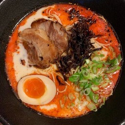 ต้มยำราเมน