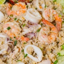ข้าวผัดทะเล