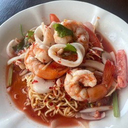 ยำมาม่าทะเล