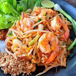 ผัดไทยกุ้งสด