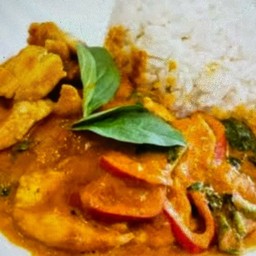 ข้าวพะแนงสามชั้น