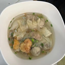 ก๋วยเตี๋ยวแคะเจ๊มาลี