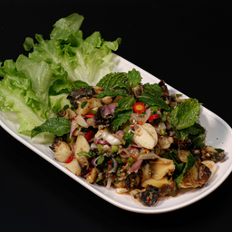 LM ก้อยหอยเชอรี่