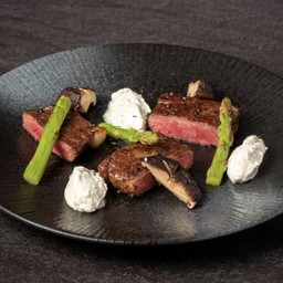 E01 - สเต็กวากิว Wagyu Steak