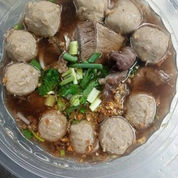 เกาเหลาพิเศษลูกชิ้นเนื้อ