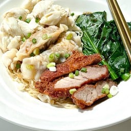 บะหมี่แห้งเนื้อปู+จี๊ผา+สุยเก๋า