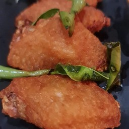 ปีกไก่ทอด