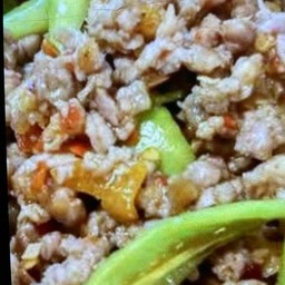 ข้าวพริกหยวกหมูสับ